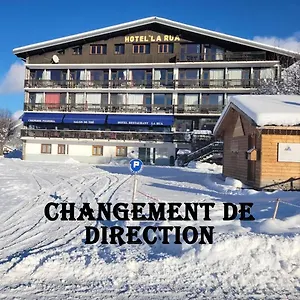 https://hotel-la-rua.hotels-rhonealpes.com